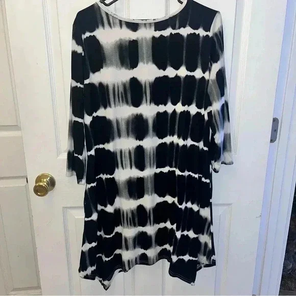 5th and love/ Tye dye appearance / womens dress - Picture 4 of 4